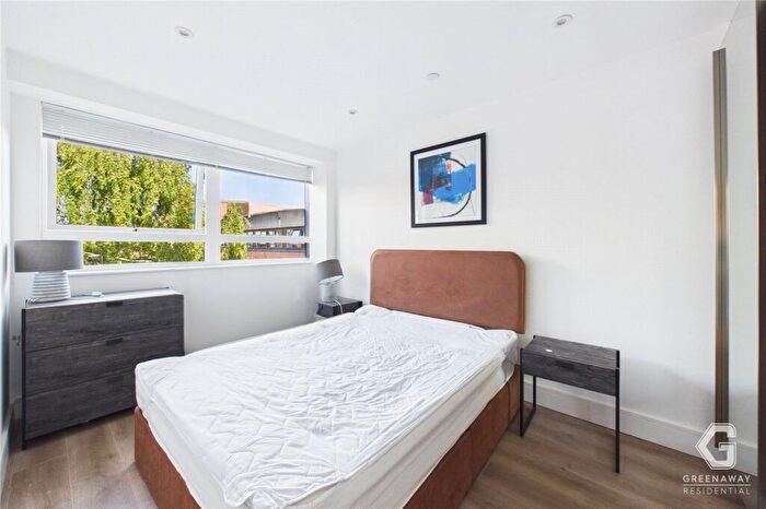 1 Bedroom Apartment To Rent In Wood Street, East Grinstead, West Sussex, RH19