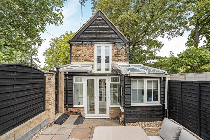 2 Bedroom Detached House For Sale In Church Street, Ware, SG12