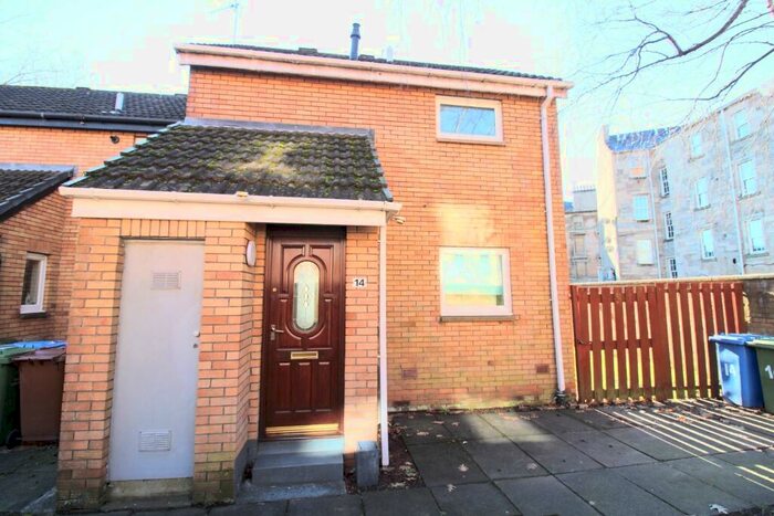 2 Bedroom Terraced House To Rent In Tullis Court, Bridgeton, Glasgow, G40