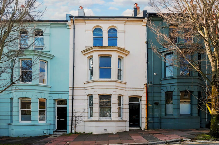 1 Bedroom Flat To Rent In Egremont Place, Brighton, East Sussex, BN2