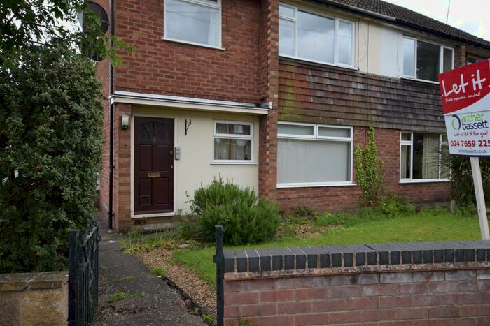2 Bedroom Maisonette To Rent In Derwent Close, Eastern Green, Coventry, CV5