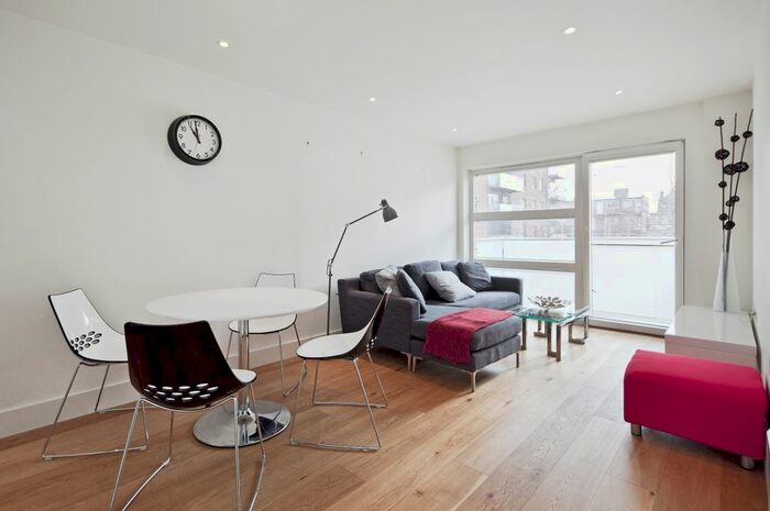 1 Bedroom Flat To Rent In Tiltman Place, London, N7