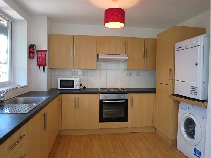 3 Bedroom House To Rent In Churchview Court, North Road, Nottingham, NG2