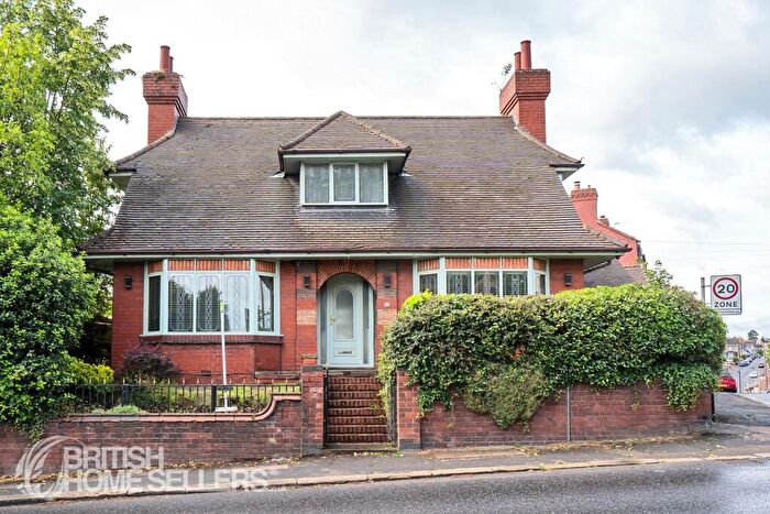 3 Bedroom Bungalow For Sale In Station Street, Swinton, Mexborough, South Yorkshire, S64