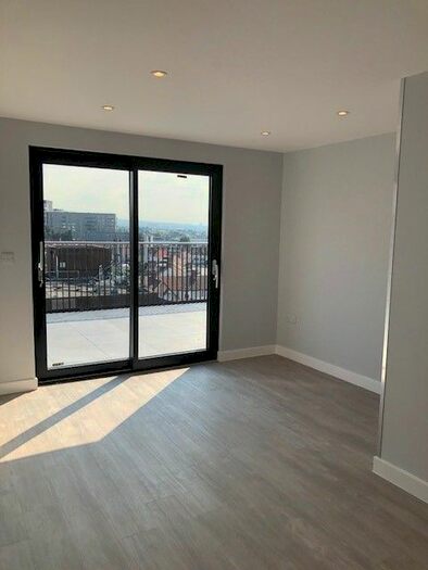 1 Bedroom Flat To Rent In London Road, Wembley, HA9