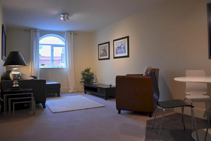 2 Bedroom Flat To Rent In Brigg Road, Barton-Upon-Humber, DN18