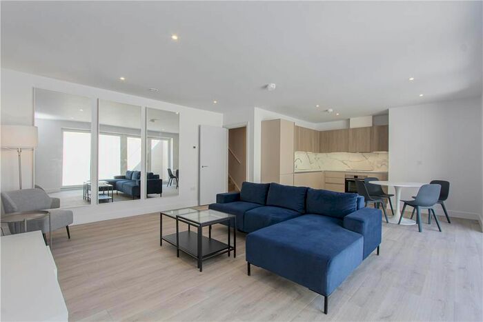 2 Bedroom Property To Rent In Cavell Court, Dog Kennel Hill, London, SE22