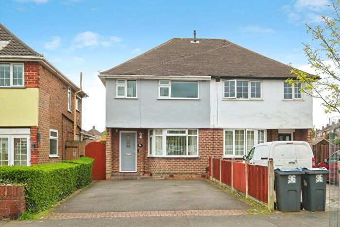 3 Bedroom Semi Detached House For Sale In Dunedin Road, Birmingham, West Midlands, B44
