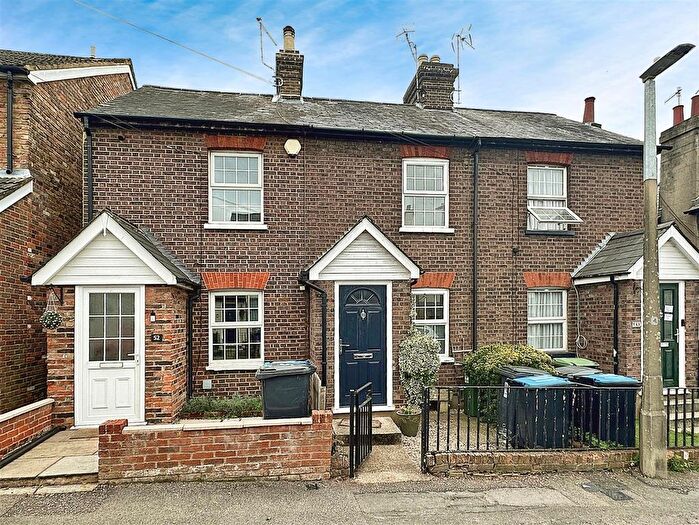 2 Bedroom Terraced House To Rent In Puller Road, Boxmoor, HP1