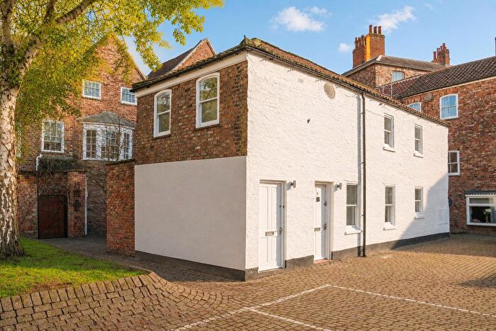 1 Bedroom Flat For Sale In Walmgate, York, YO1