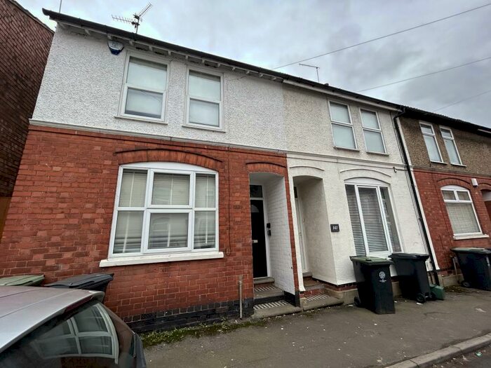 4 Bedroom House To Rent In Glassbrook Road, Rushden, NN10