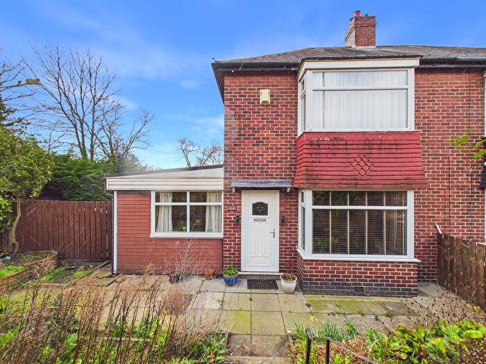 3 Bedroom Semi Detached House For Sale In Saltwell Road, Gateshead, NE8