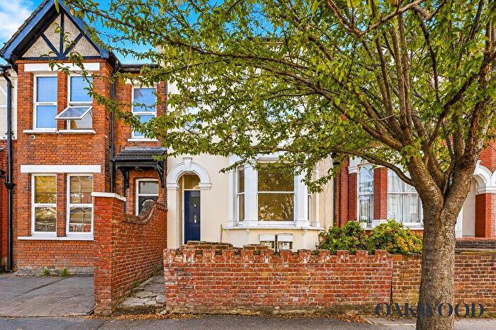 1 Bedroom Flat To Rent In Vartry Road, London, N15