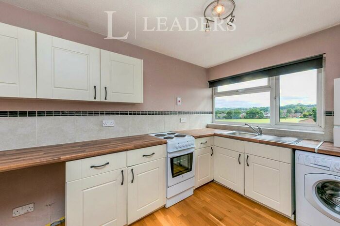 1 Bedroom Apartment To Rent In Stratton Court, Stoughton, GU2