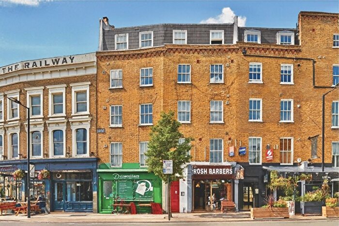 1 Bedroom Flat For Sale In Voltaire Road, London, SW4