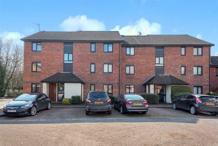 2 Bedroom Apartment To Rent In Allder Close, Abingdon, Oxfordshire, OX14