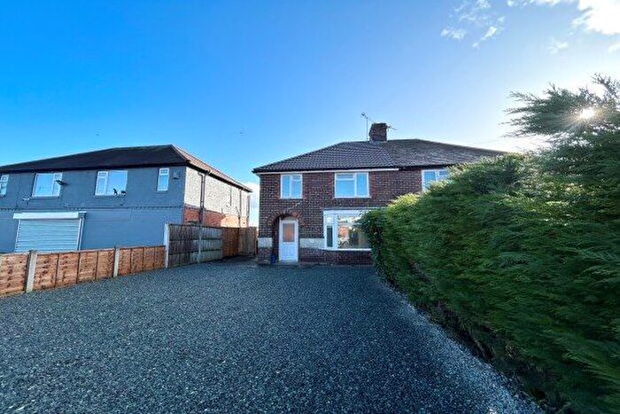 3 Bedroom Property To Rent In Burton Road, Burton-On-Trent, DE14