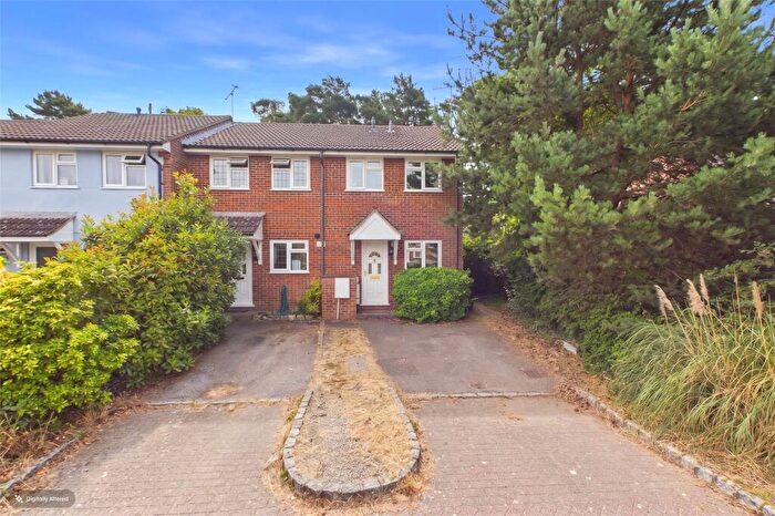 2 Bedroom End Of Terrace House For Sale In Albert Road, Bagshot, Surrey, GU19