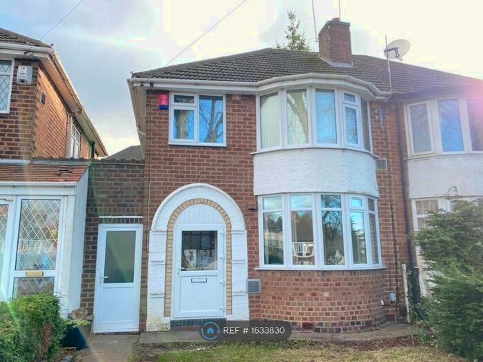 3 Bedroom Semi-Detached House To Rent In Old Walsall Road, Birmingham, B42