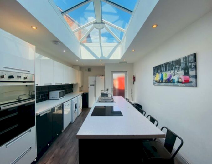 5 Bedroom Terraced House To Rent In School Terrace, Selly Oak, Birmingham, B29