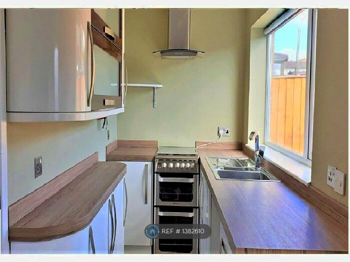 2 Bedroom Semi-Detached House To Rent In Merryvale Drive, Mansfield, NG19