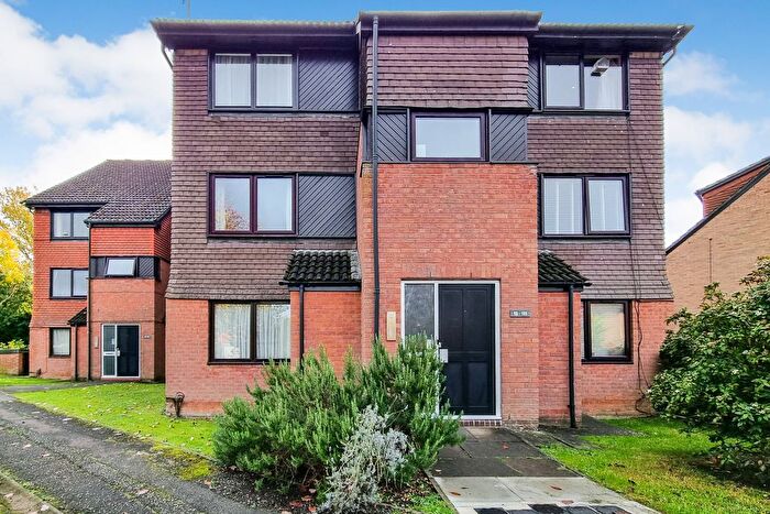 1 Bedroom Flat For Sale In Peerless Drive, Harefield, Uxbridge, UB9