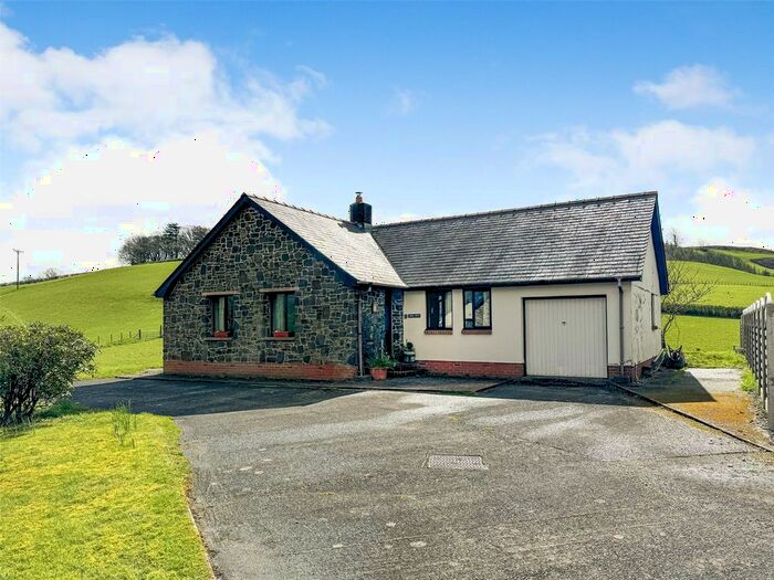 2 Bedroom Bungalow For Sale In Pennal, Machynlleth, Gwynedd, SY20