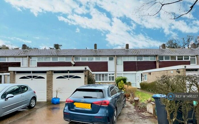 3 Bedroom Terraced House To Rent In Broomhills, Welwyn Garden City, AL7