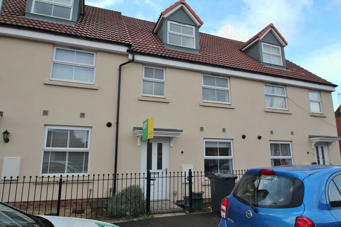 3 Bedroom Property To Rent In Lossiemouth Road, Kingsway, Gloucester, GL2