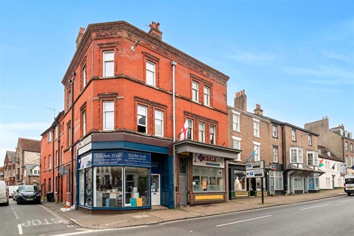 2 Bedroom Maisonette For Sale In High East Street, Dorchester, DT1