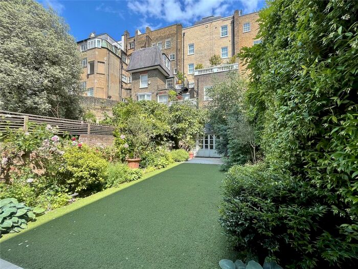 4 Bedroom Terraced House To Rent In Cadogan Lane, London, SW1X