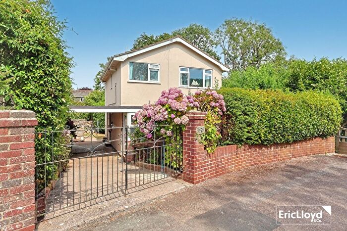 3 Bedroom Detached House For Sale In Pine Close, Brixham, TQ5