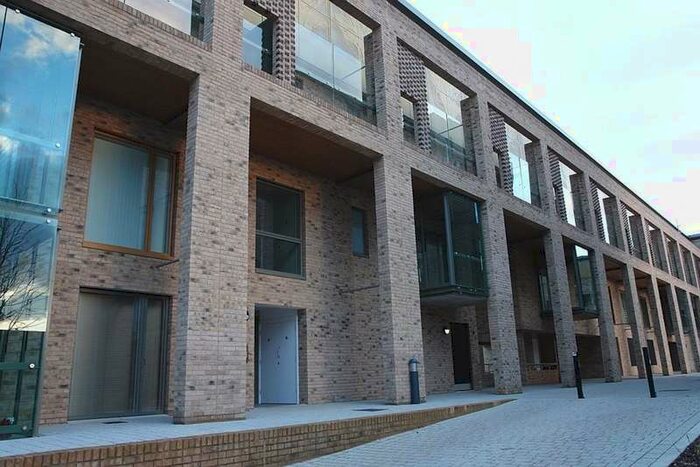2 Bedroom Apartment To Rent In Addenbrookes Road Trumpington, Cambridge, CB2