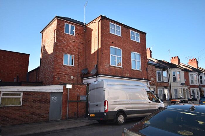 1 Bedroom Flat To Rent In Adams Avenue, Northampton, NN1