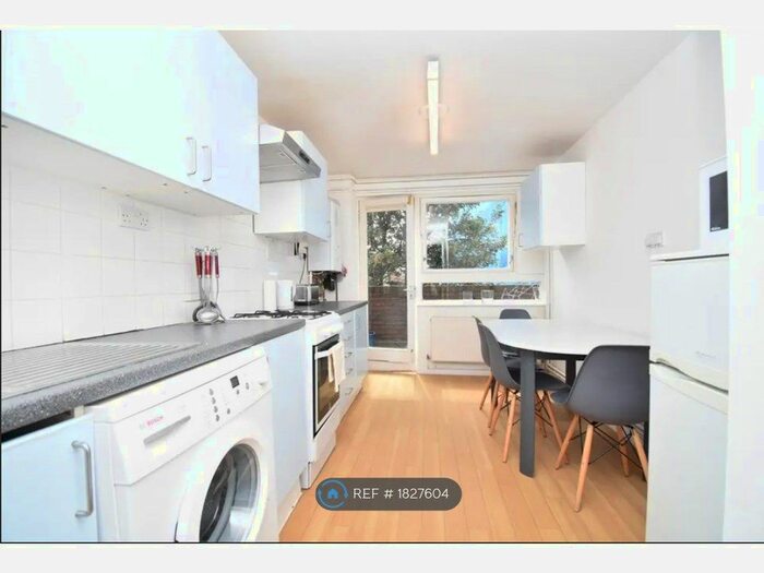 4 Bedroom Maisonette To Rent In Airdrie Close, Kings Cross, London, N1
