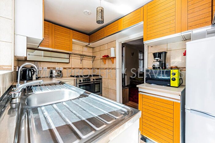 3 Bedroom Flat To Rent In Tynemouth Street, Fulham, SW6