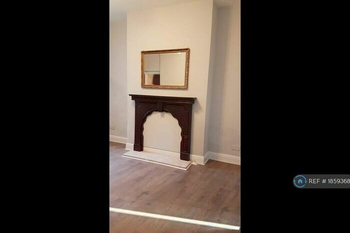 3 Bedroom End Of Terrace House To Rent In Miranda Road, Bootle, L20