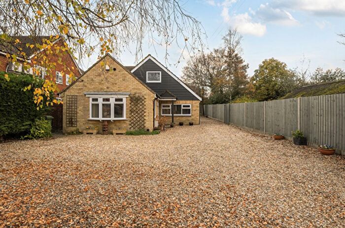 3 Bedroom Bungalow For Sale In Victoria Road, Mortimer Common, Reading, Berkshire, RG7