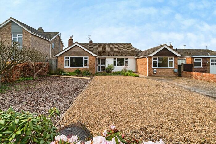 4 Bedroom Bungalow For Sale In Spenser Avenue, North Walsham, Norfolk, NR28