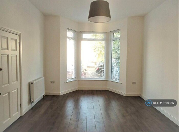 1 Bedroom Flat To Rent In Endsleigh Gardens, Ilford, IG1