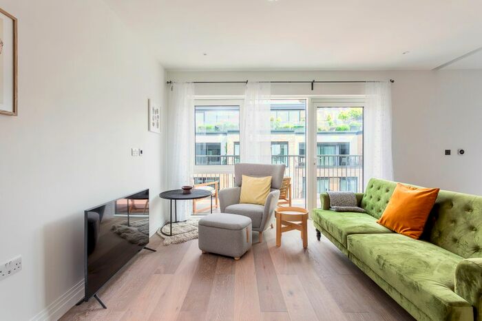 Studio To Rent In Flat Th Floor Westwood Building, Lockgate Road, London, SW6