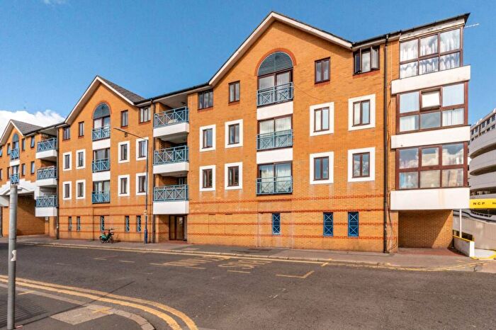 1 Bedroom Flat To Rent In Lady Booth Road, Kingston, Kingston Upon Thames, KT1