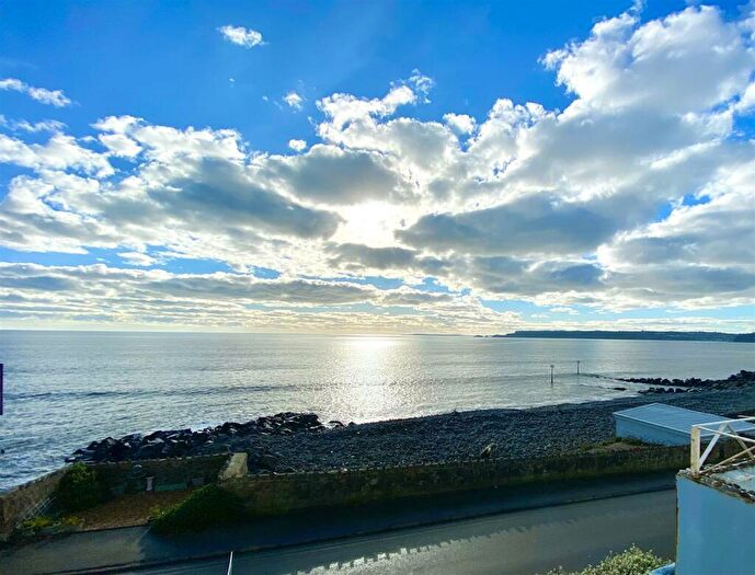 6 Bedroom Semi-Detached House For Sale In Beach Haven, Amroth, Narberth, SA67