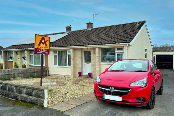 2 Bedroom Bungalow To Rent In Walnut Close, BS24