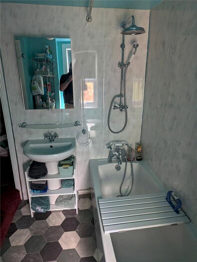 2 Bedroom End Of Terrace House To Rent In Riverdale Road, Canterbury, Kent, CT1