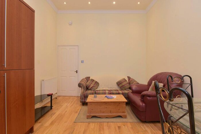 1 Bedroom Flat For Sale In Dudley Avenue South, Edinburgh, EH6