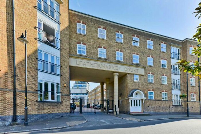 2 Bedroom Flat To Rent In Leathermarket Court, London, SE1