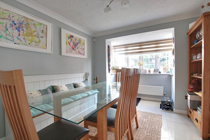 5 Bedroom Detached House For Sale In Rownhams, Southampton, SO16