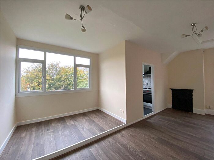 1 Bedroom Flat To Rent In Morland Avenue, Croydon, CR0