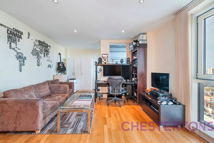 1 Bedroom Flat To Rent In Wharfside Point South, Prestons Road, E14